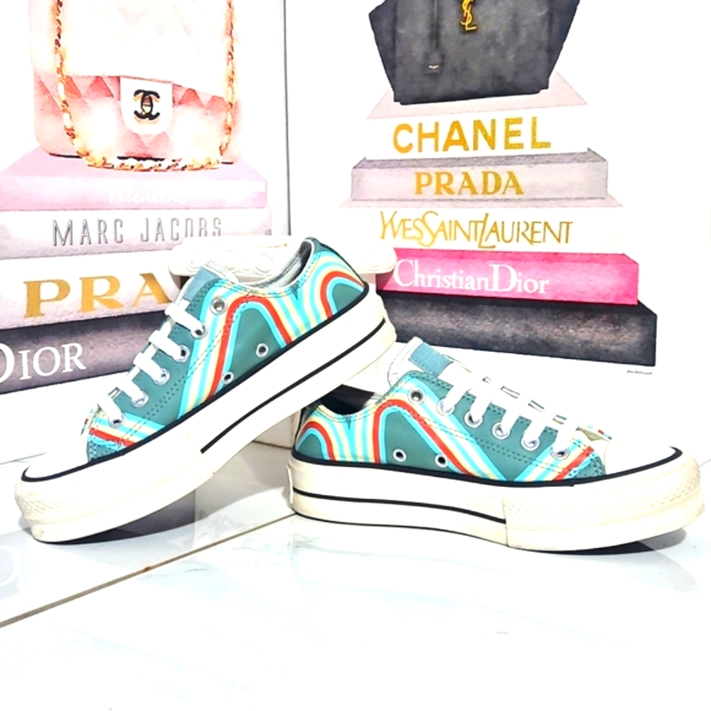 Converse Chuck Taylor All⭐️Star Leather Low Top Platform Sneaker